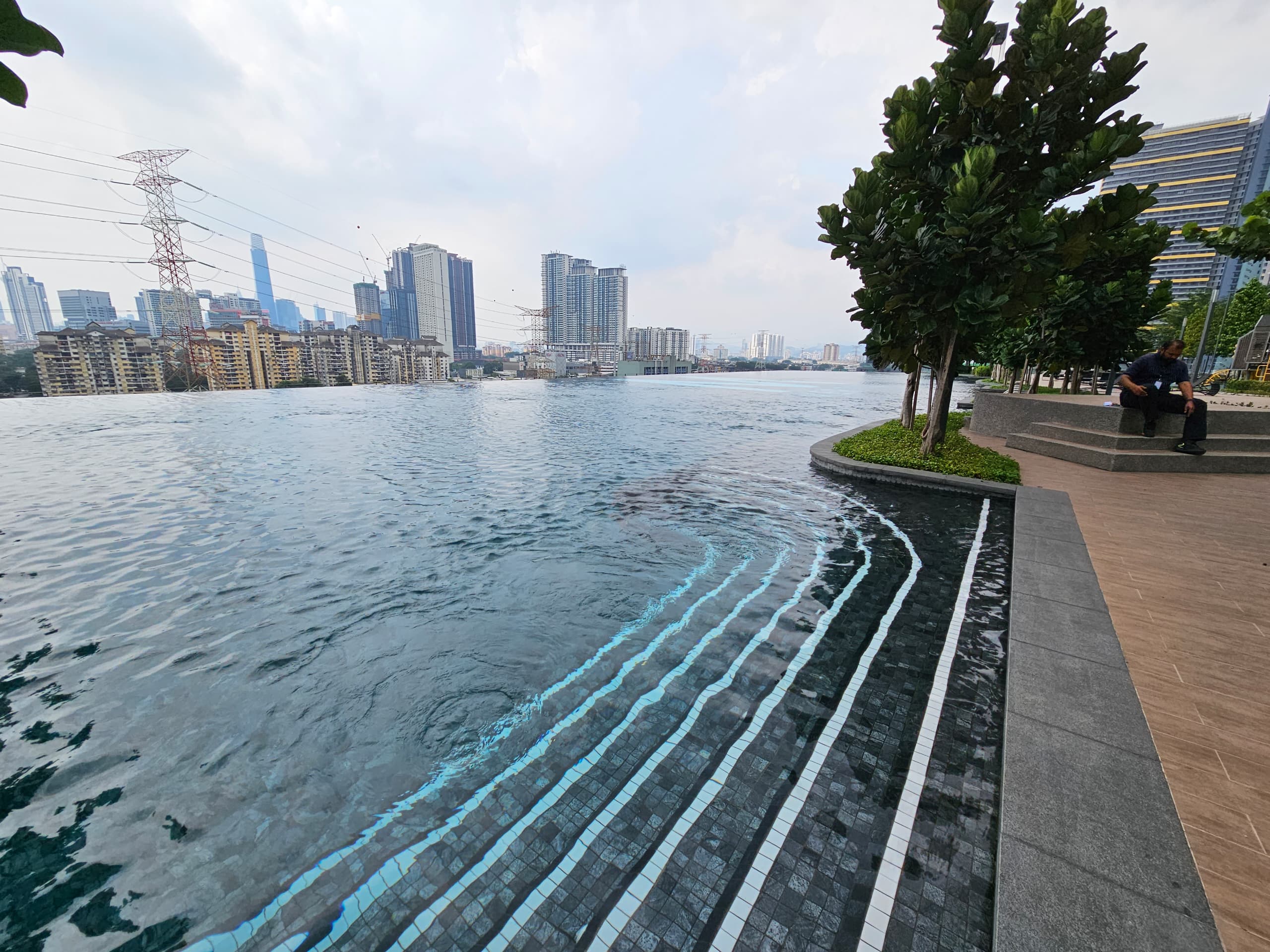 m-vertica-swimming-pool