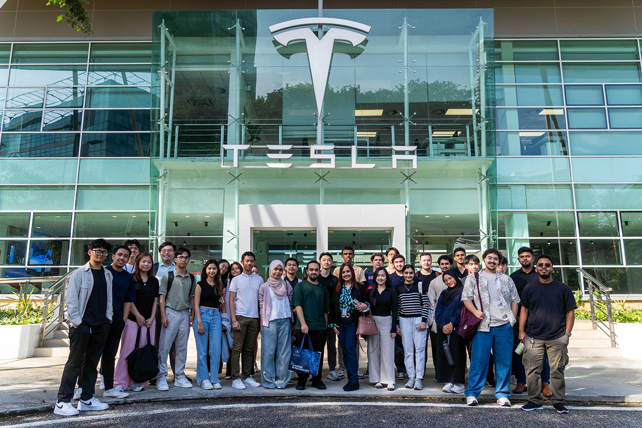 apu-1-industrial-visit-to-tesla