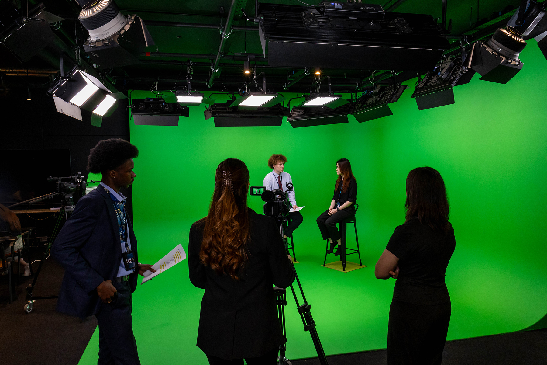 green-screen-studio-2025-02
