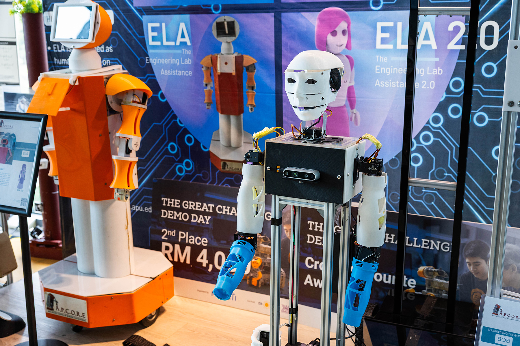 robotics-lab-zkt_2199-1800