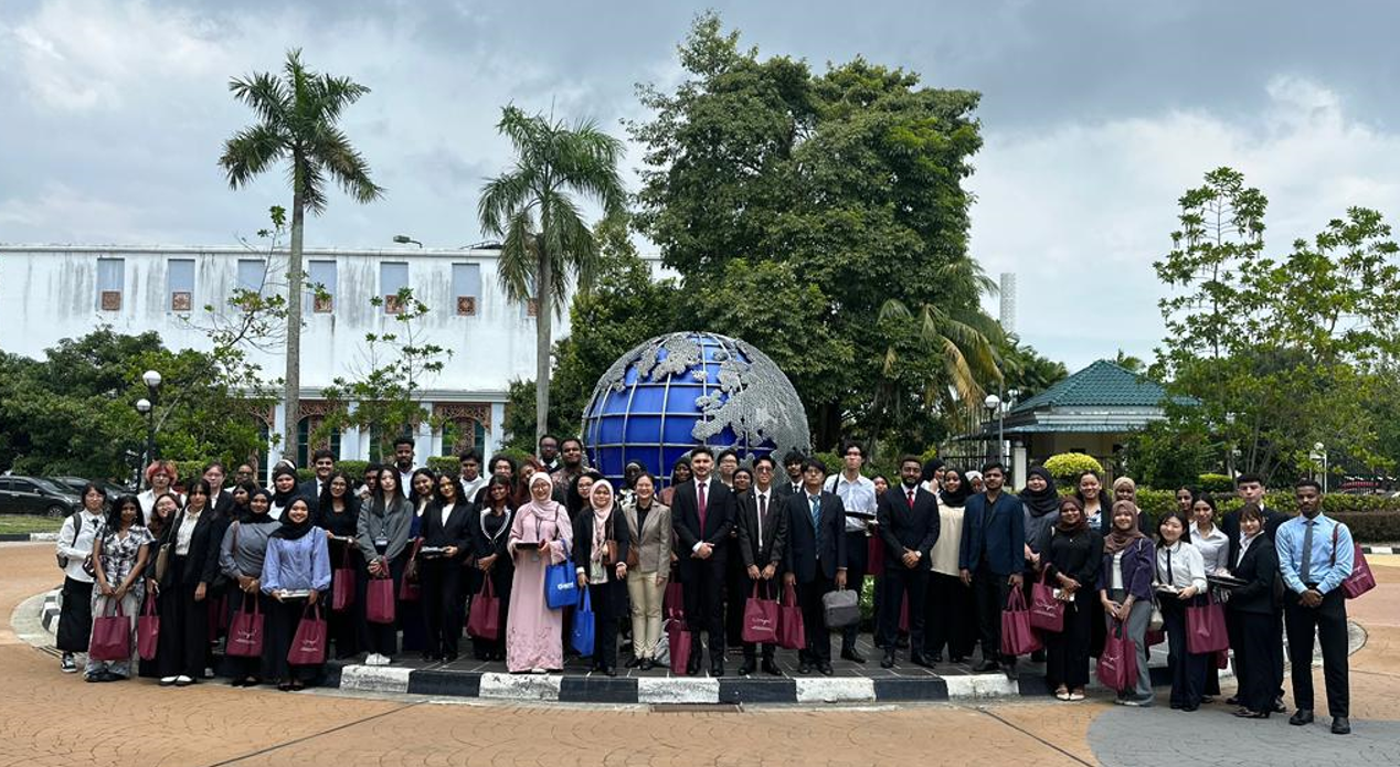 apu_1_education_visit_to_ministry_of_foreign_affairs