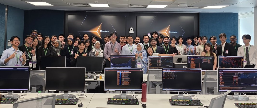 apu_1_industrial_visit_to_bloomberg_malaysia