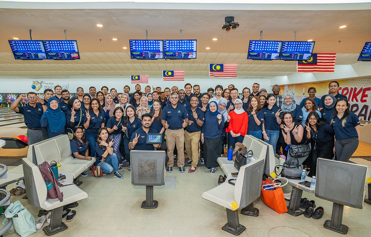 apu_apu-annual-bowling-tournament-1.0_01