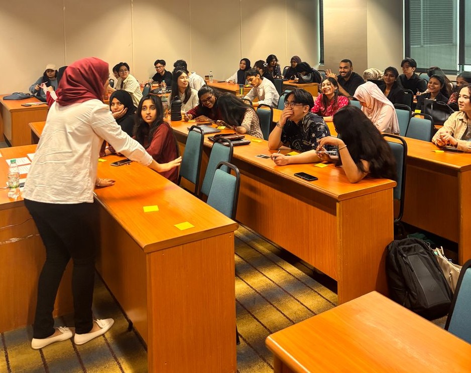 APU 1 (Workshop on Employee Motivation and Emotion)
