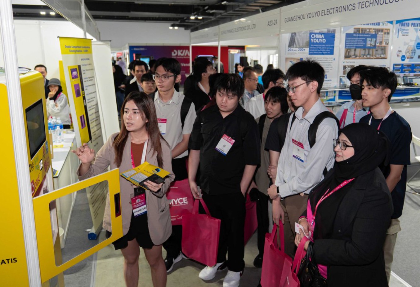 APU 3 (APU Entrepreneurship Excursion)