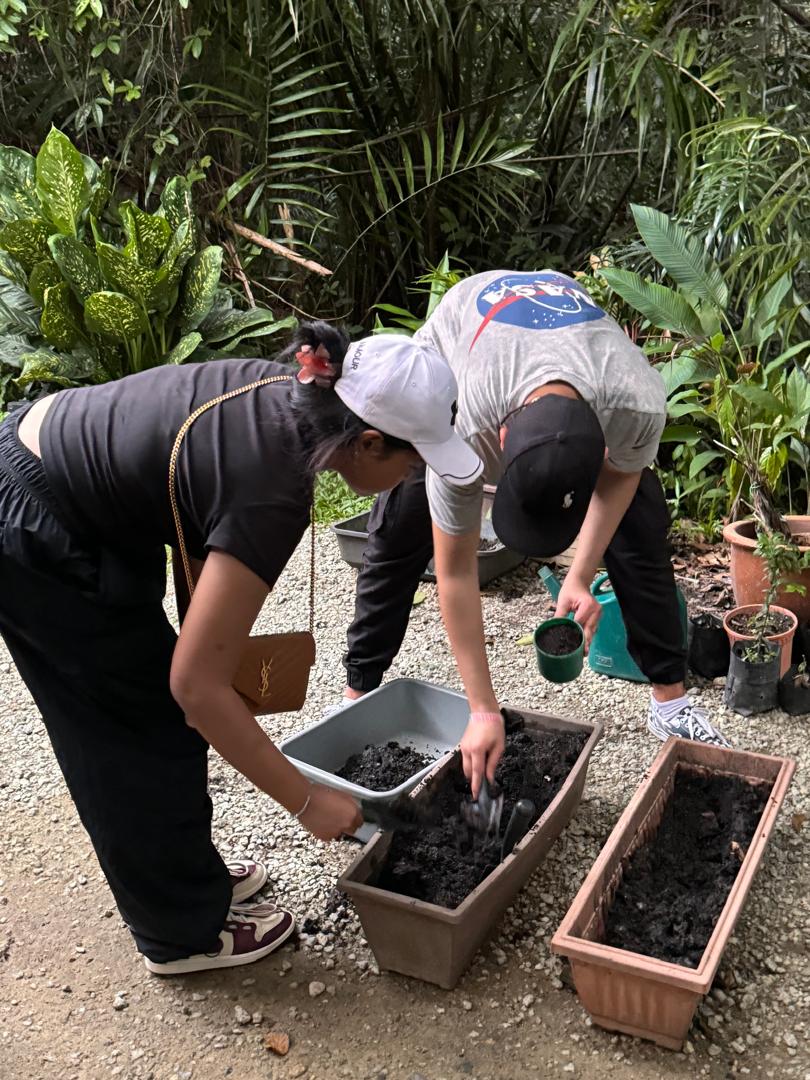 APU 3 (SPE Student Chapter Plants Trees and Cultivates a Greener tomorrow)