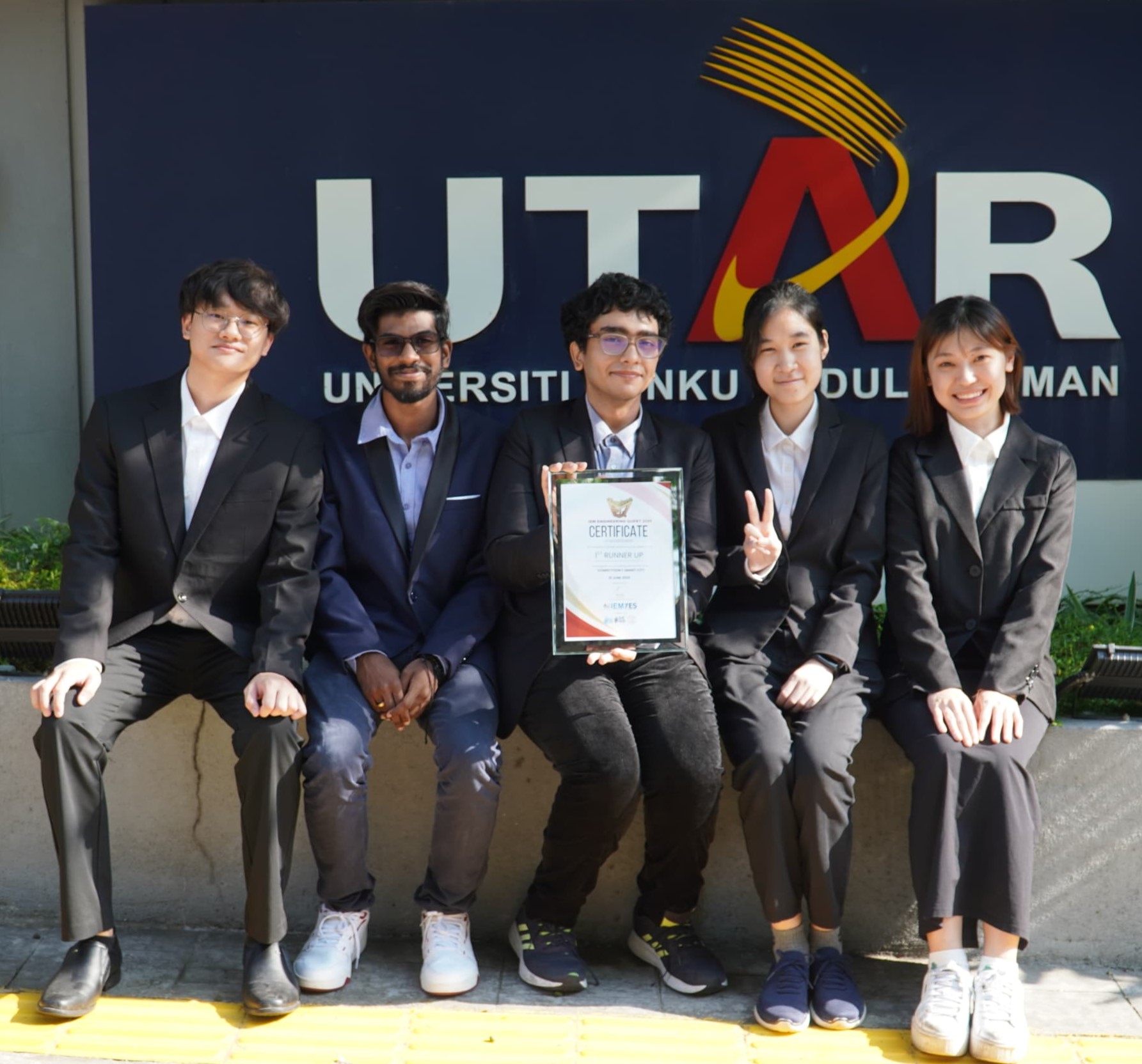 APU Students Win First Runner-Up at IEM Engineering Quest 2025 | APU