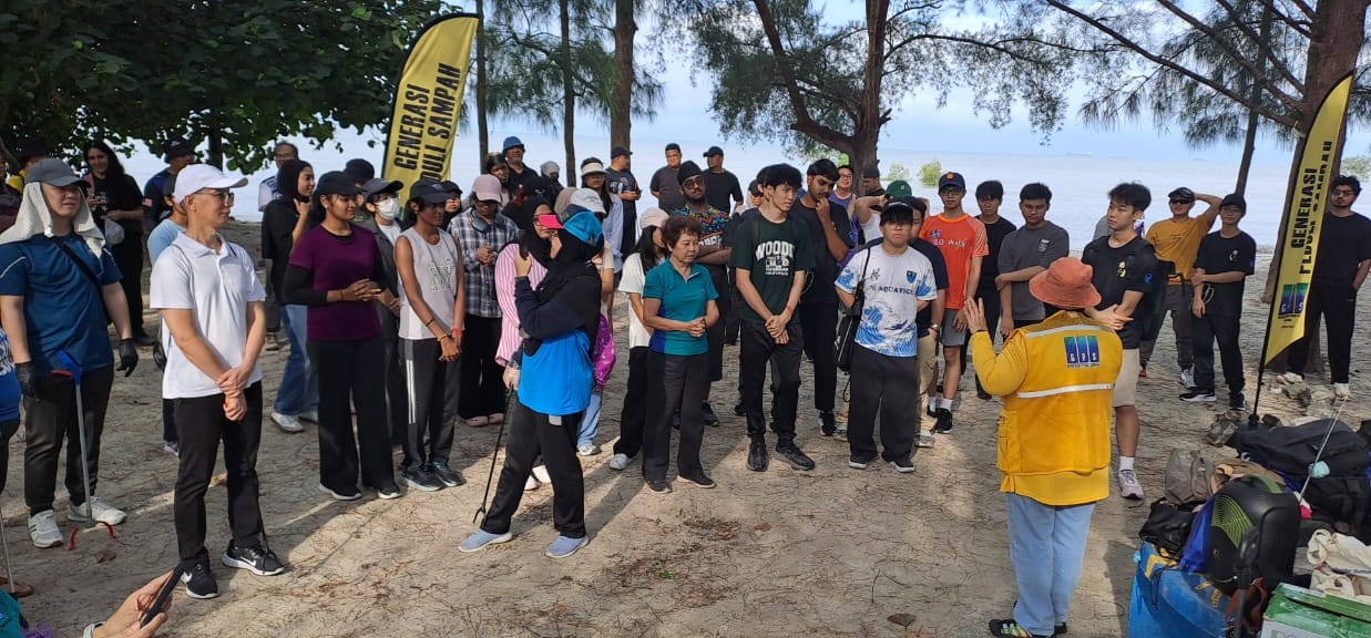 APU-4-(Morib-Beach)