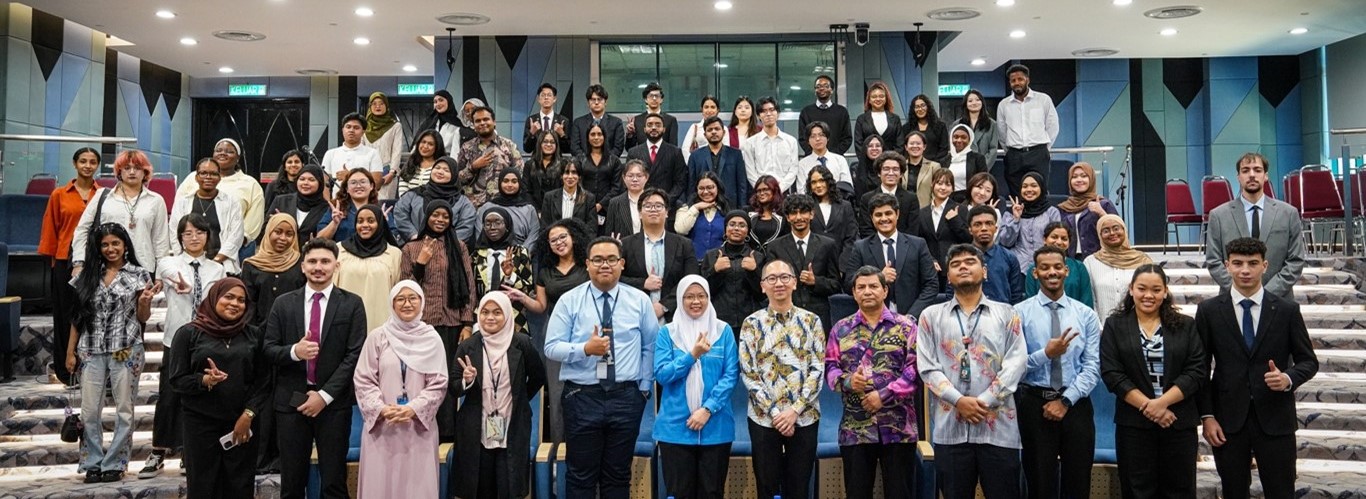 APU 7 (Education Visit to Ministry of Foreign Affairs)