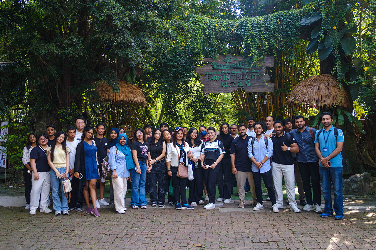 APU-1-(Learning-Journey-at-Farm-In-The-City)