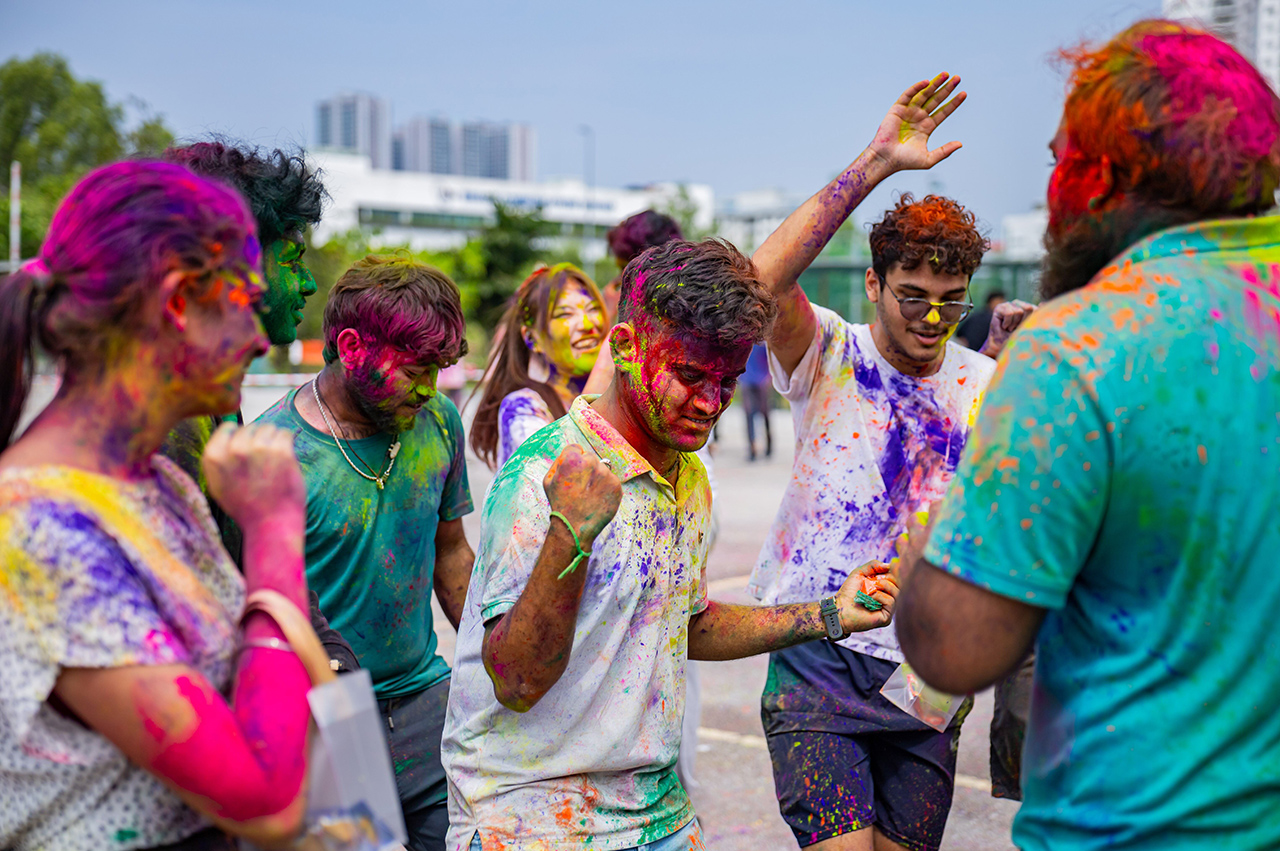 Colours come Alive at APU’s Festival of Colours | APU