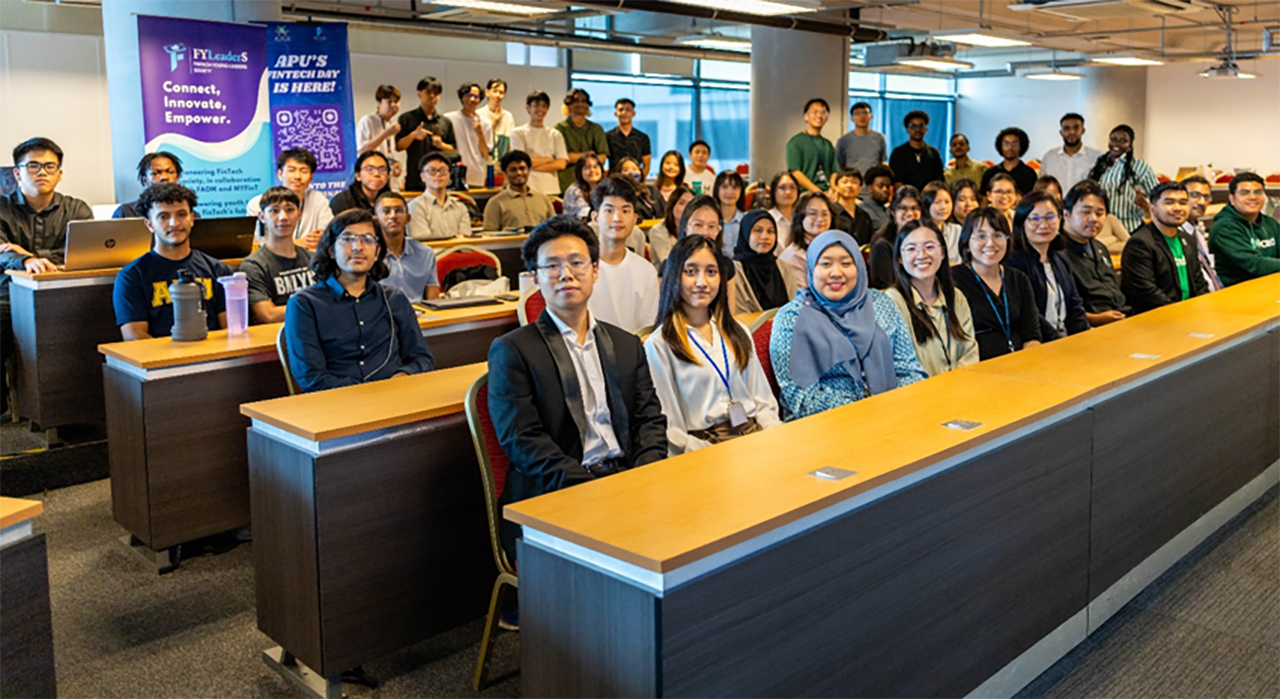 APU-2-(FinTech-Day)