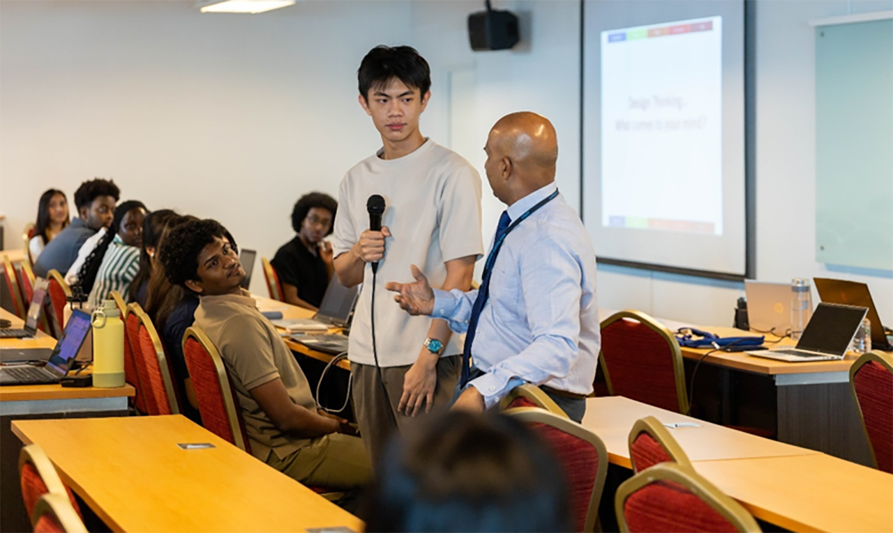 APU-3-(FinTech-Day)