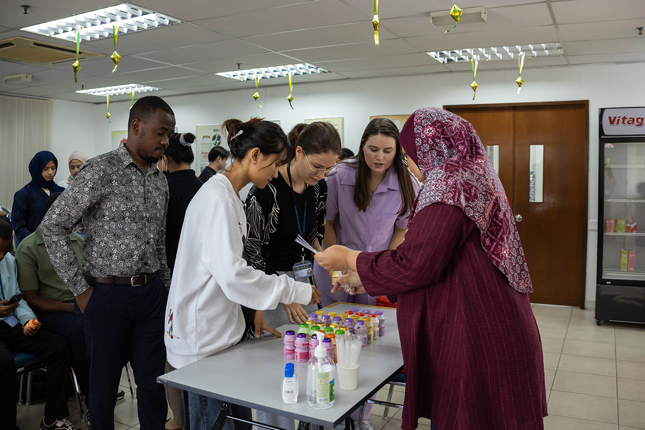 APU-4-(Industrial-Visit-to-Malaysia-Milk)