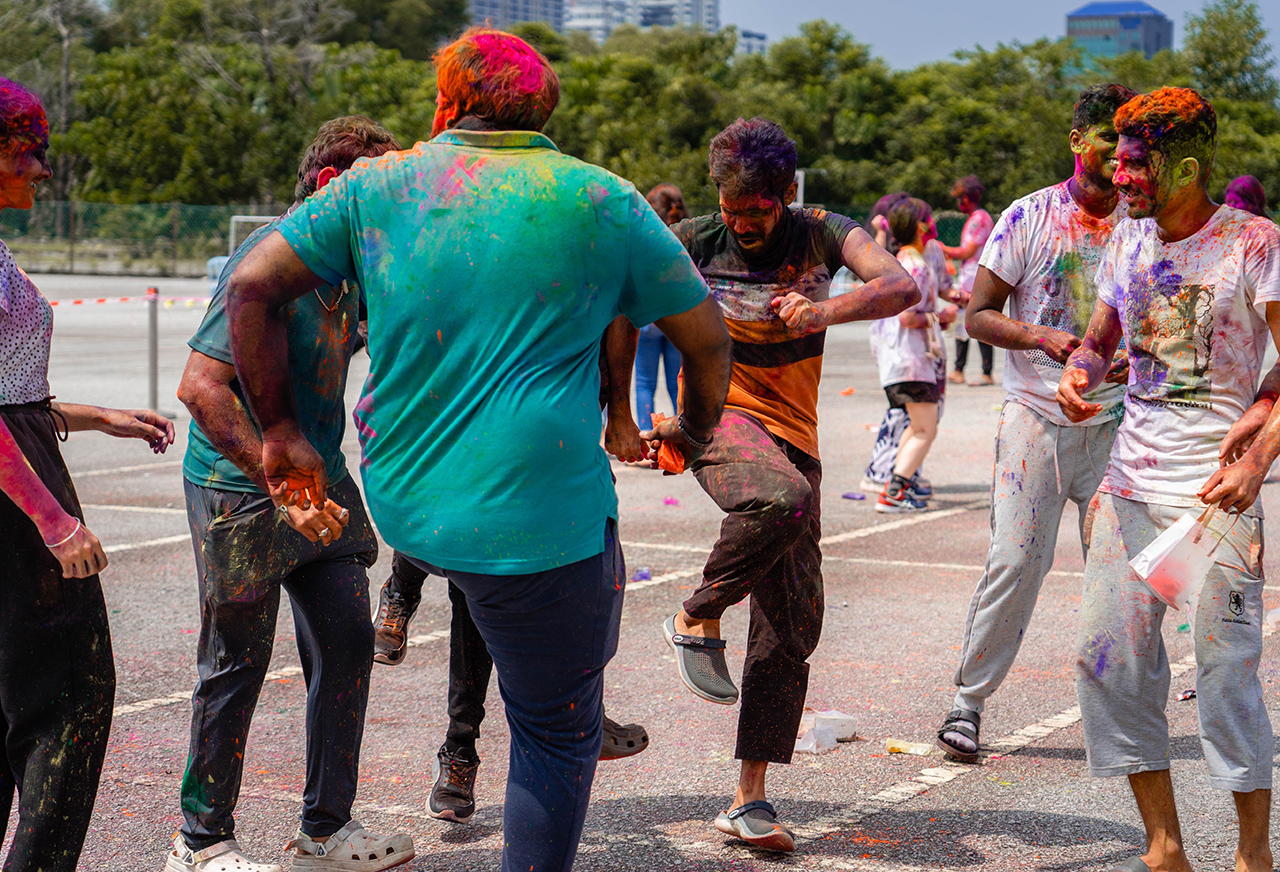 APU-6-(Festival-of-Colours)
