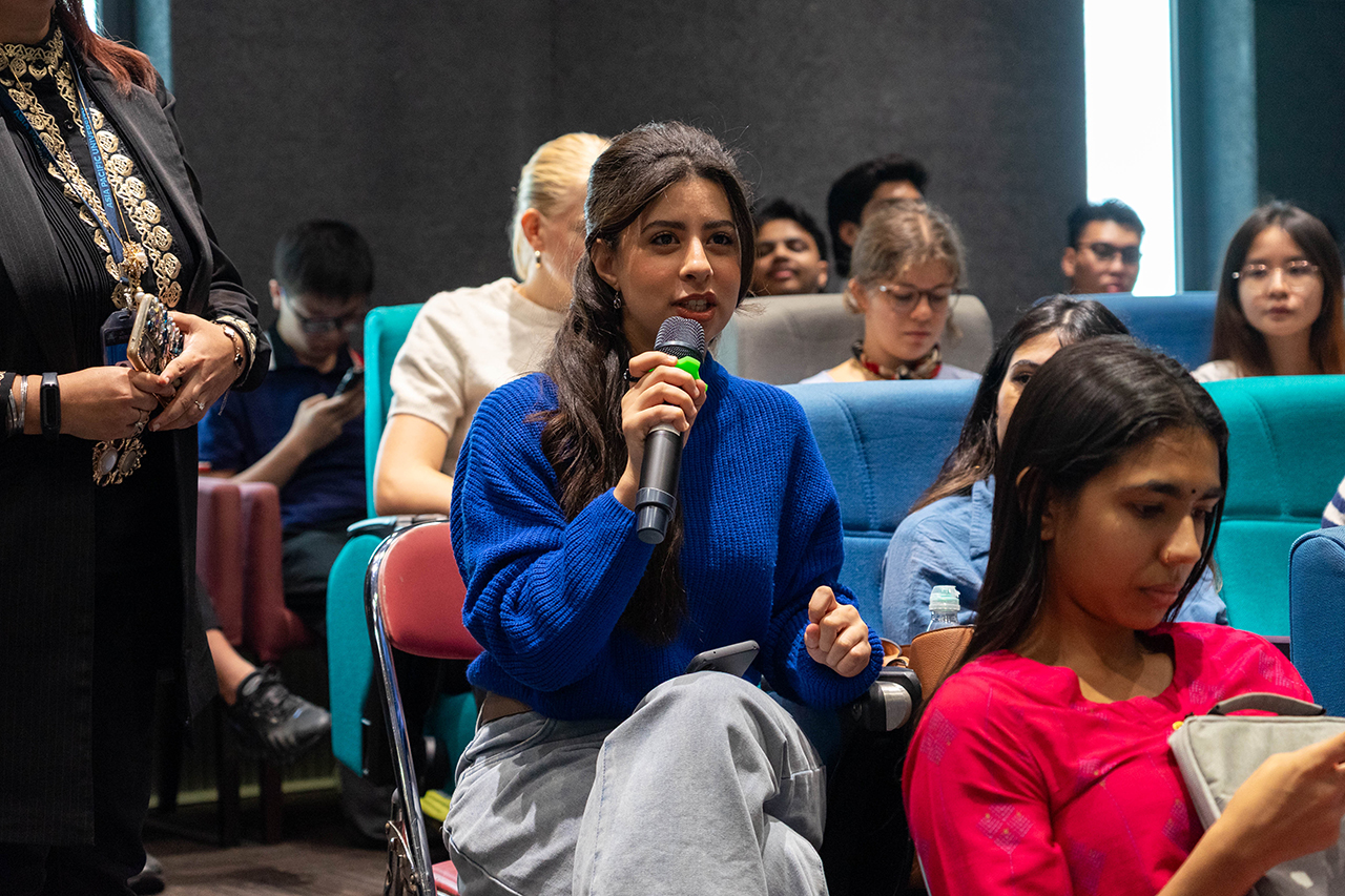 APU-7-(Romania’s-Cultural-Diplomacy)