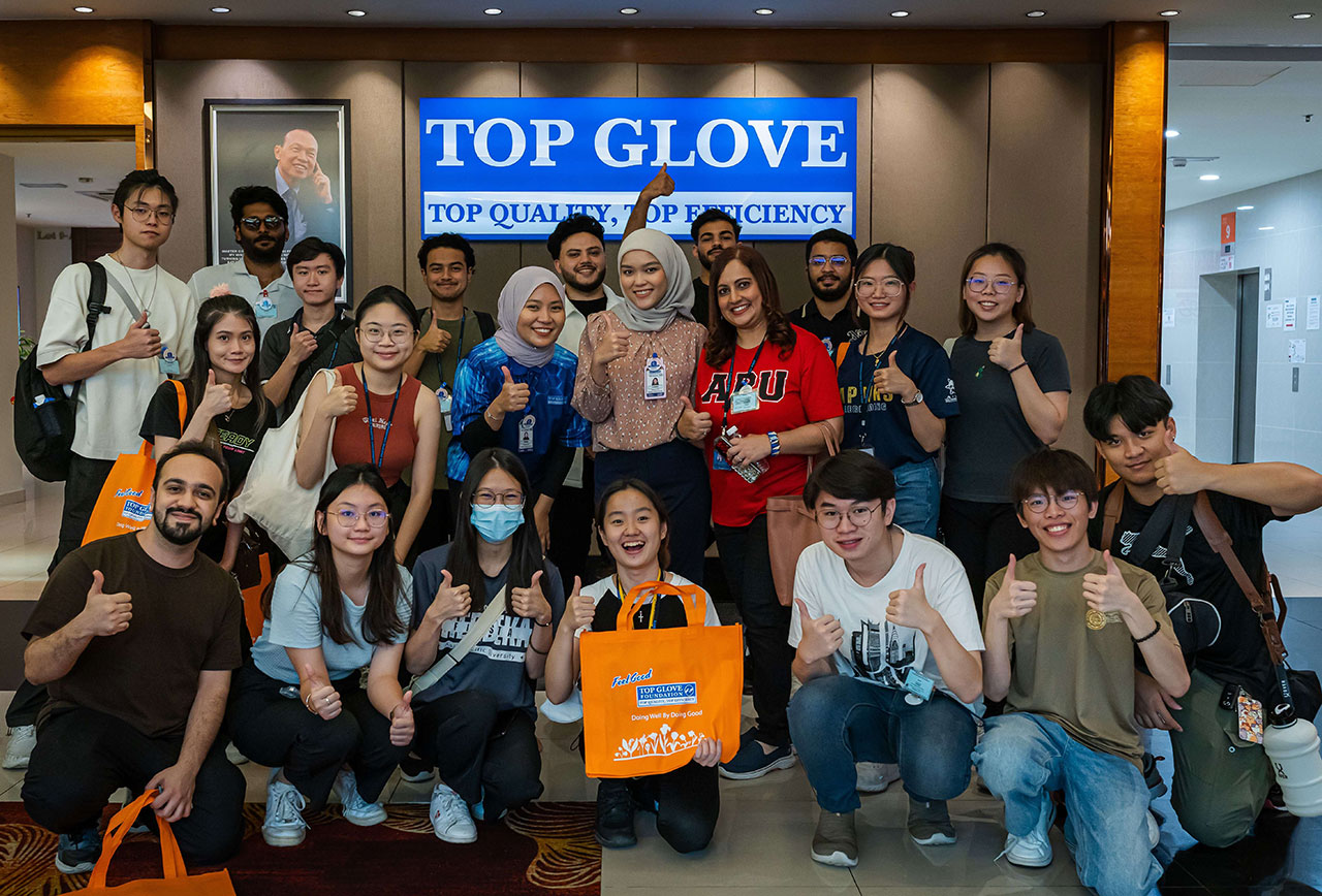 APU Students exploring Innovation at Top Glove | APU