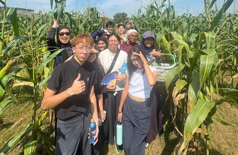 APU_Corn Farm Visit_04