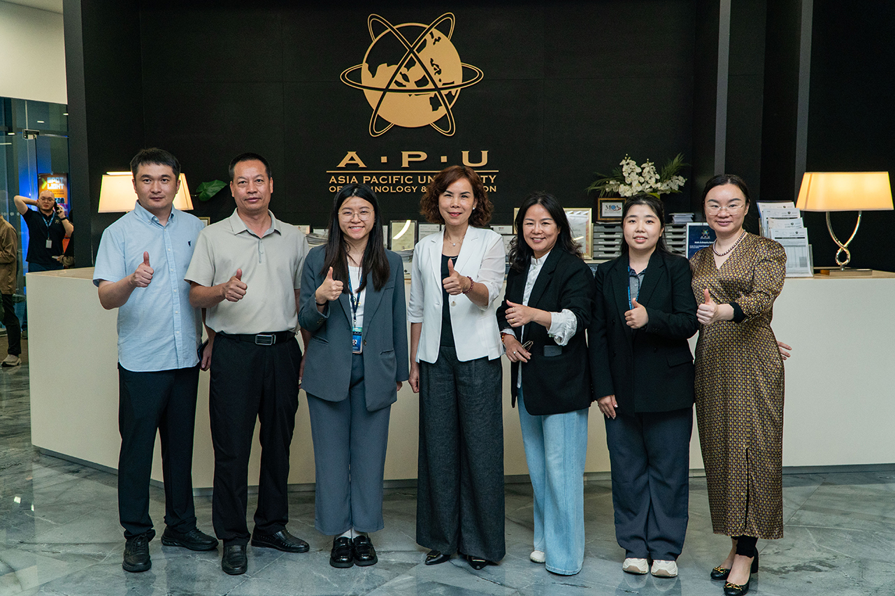 APU_Guangxi-Vocational-and-Technical-College-of-Intelligent-Manufacturing-MoU_06