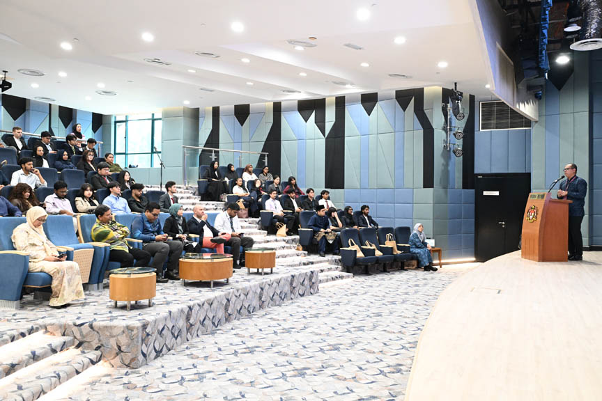 APU_International Relations Department Wisma Putra Visit_02 2