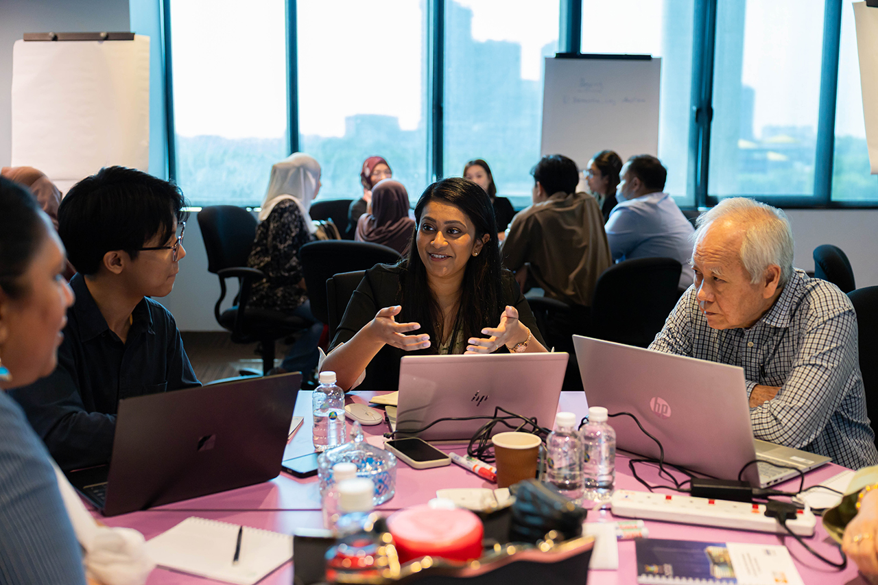 APU_National-Psychology-Work-Groups-Roundtable_03