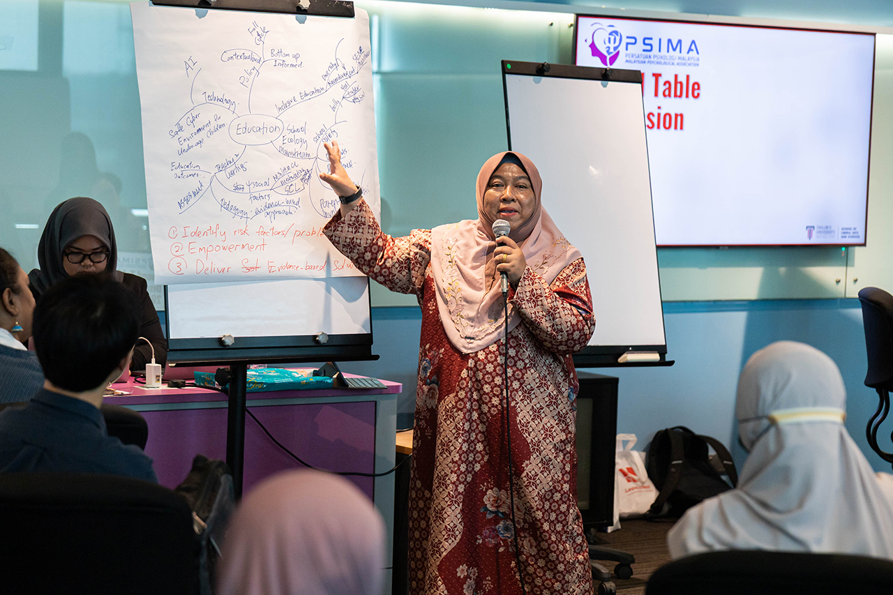 APU_National-Psychology-Work-Groups-Roundtable_06