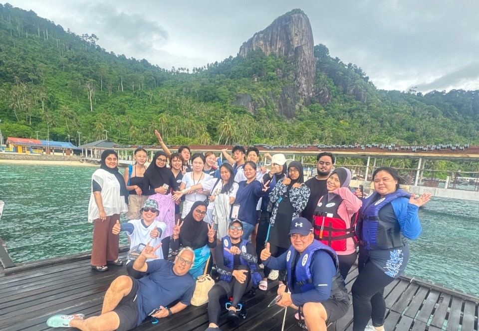 APU_SoGHT Pemanggil Island Visit_01