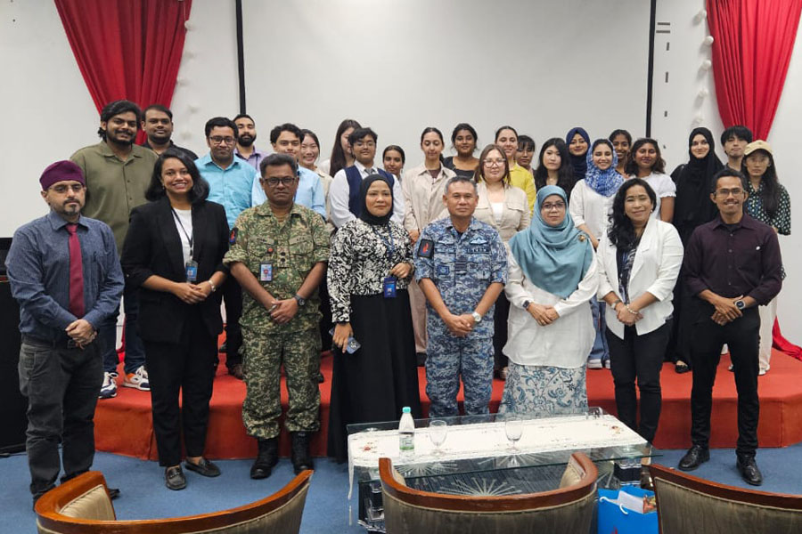 APU_SoMM MINDEF Visit_06