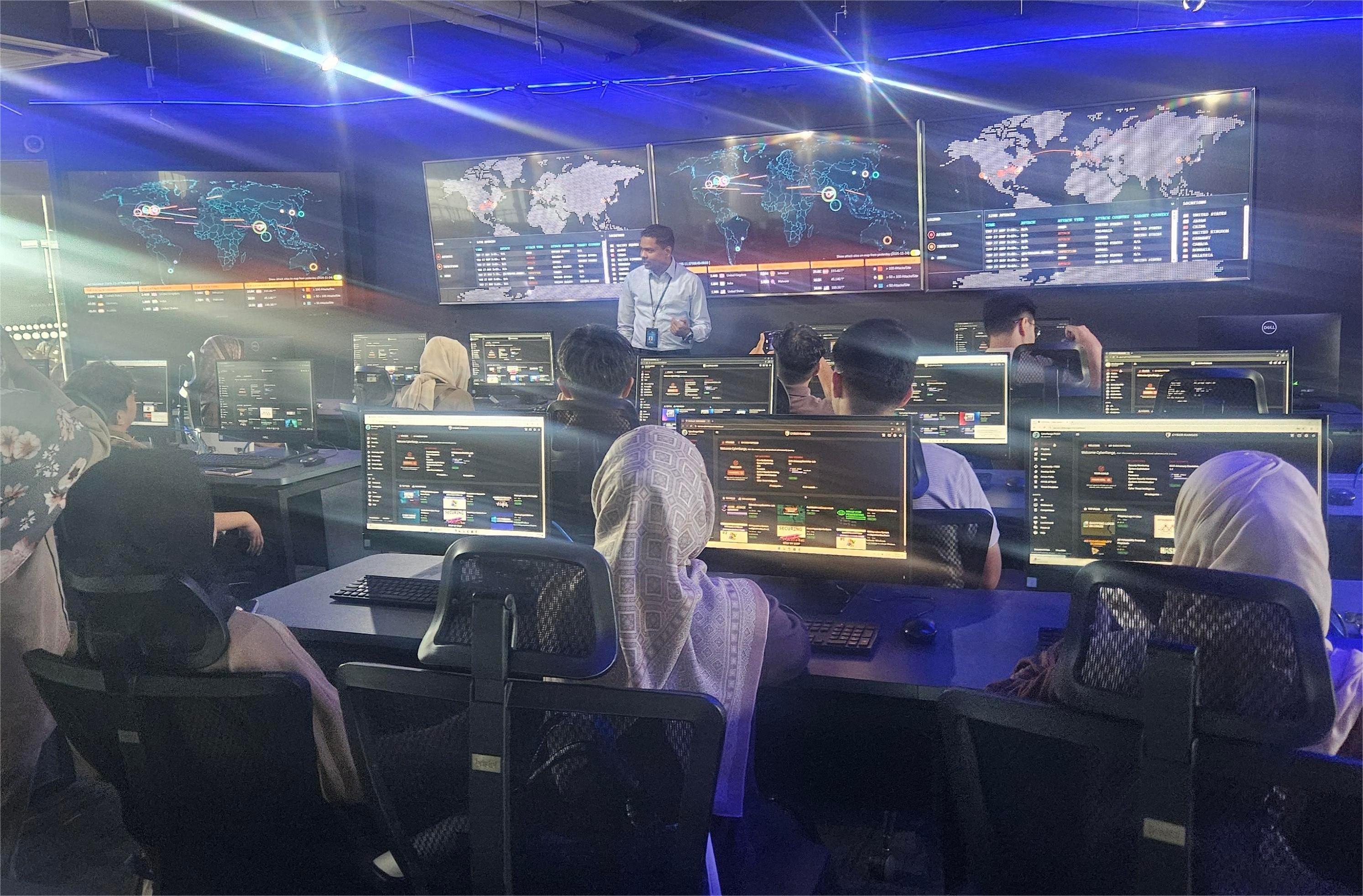 APU_UiTM & Cavite State University Tour_04