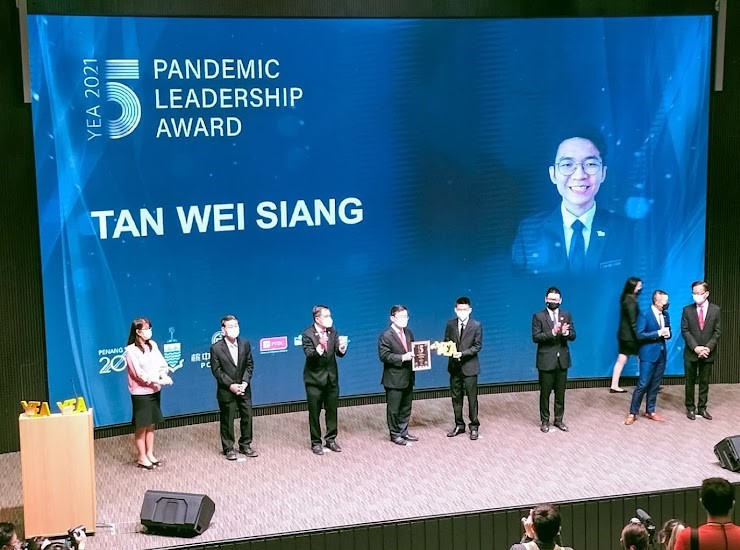 Pandemic-Leadership-Award-2021-02