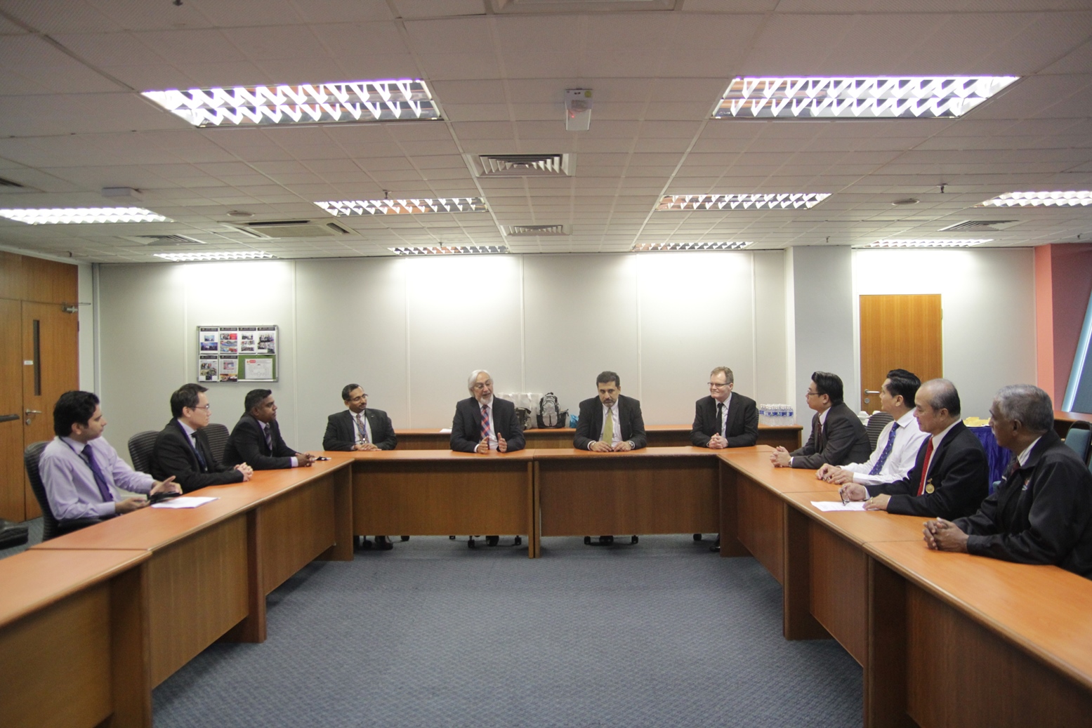 Signing of MoU Between APU 02